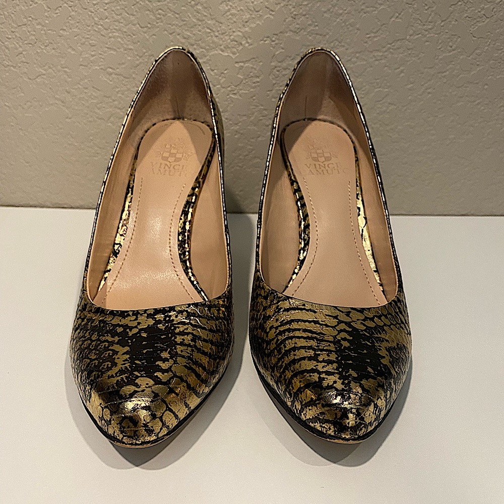 Vince Camuto gold snake skin heels